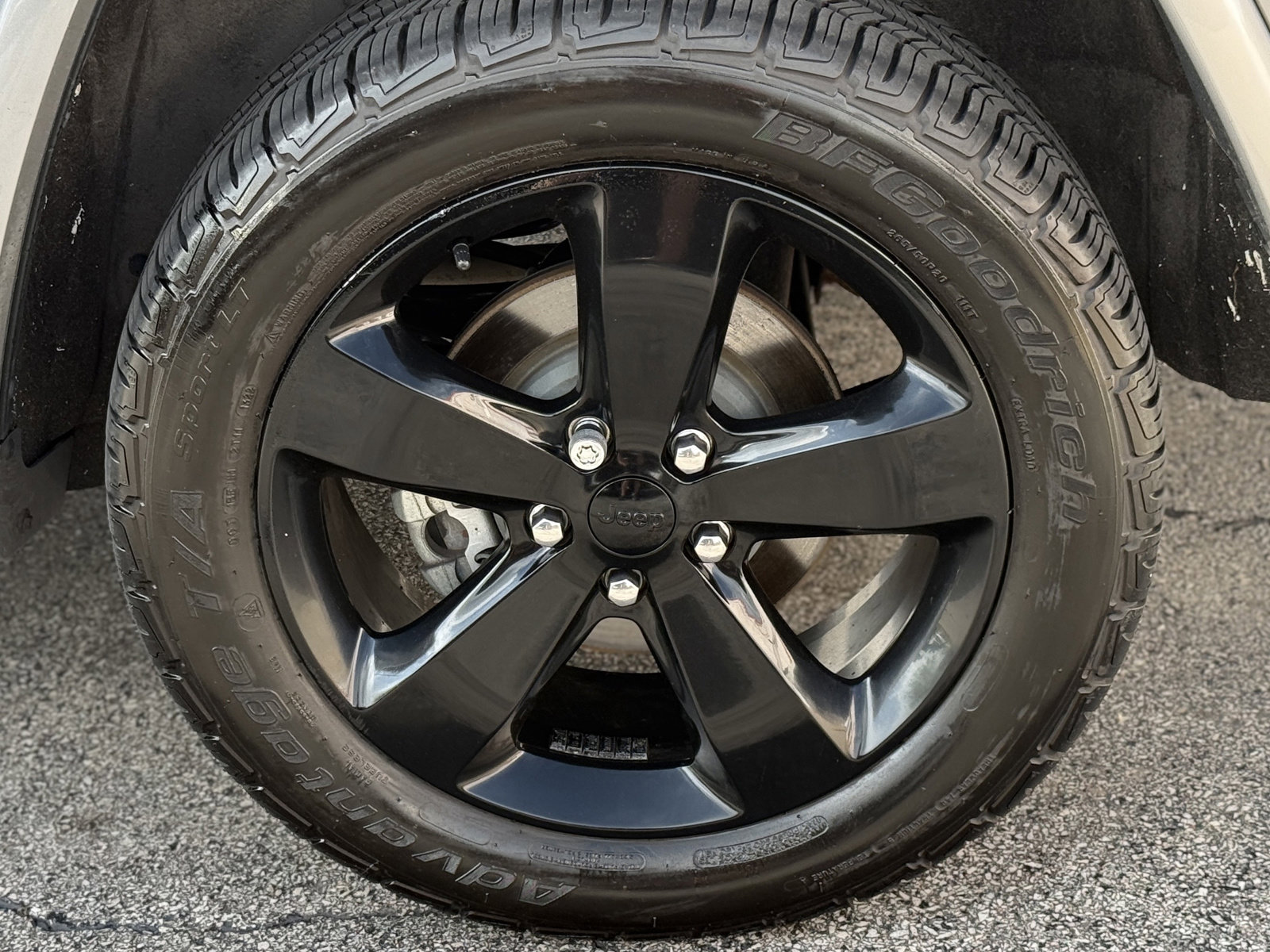 Used 2015 Jeep Grand Cherokee Altitude AWD/4WD image 25
