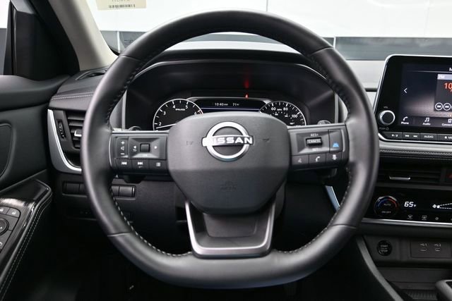 Used 2025 Nissan Rogue SV AWD/4WD image 28