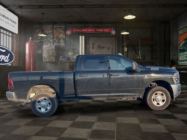 Used 2025 RAM 2500 Tradesman w/ Chrome Appearance Group AWD/4WD image 3