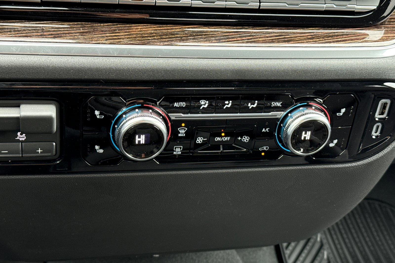 New 2026 GMC Sierra 1500 Elevation w/ X31 Off-Road Package image 21