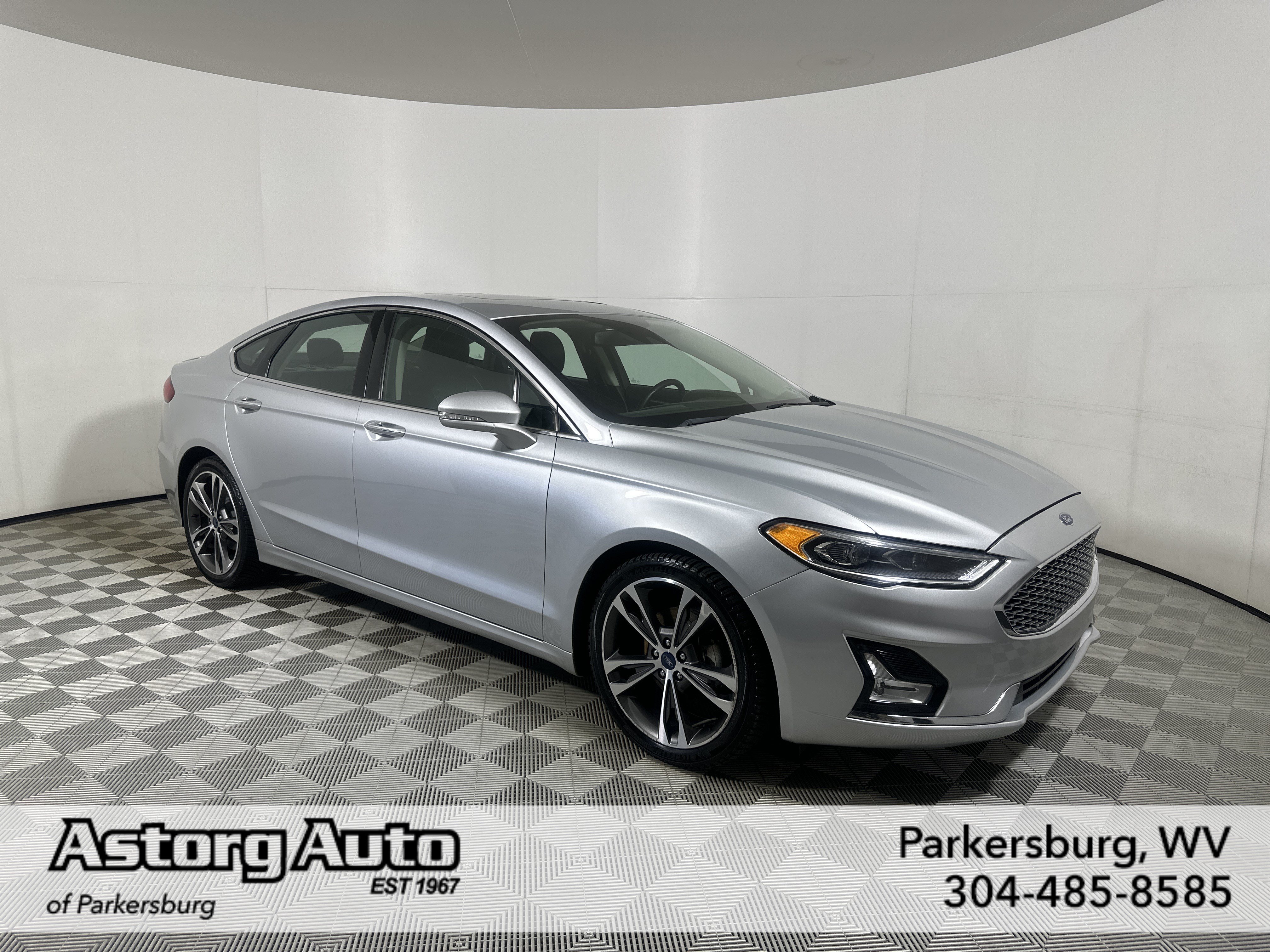 Used 2019 Ford Fusion Titanium AWD/4WD image 1