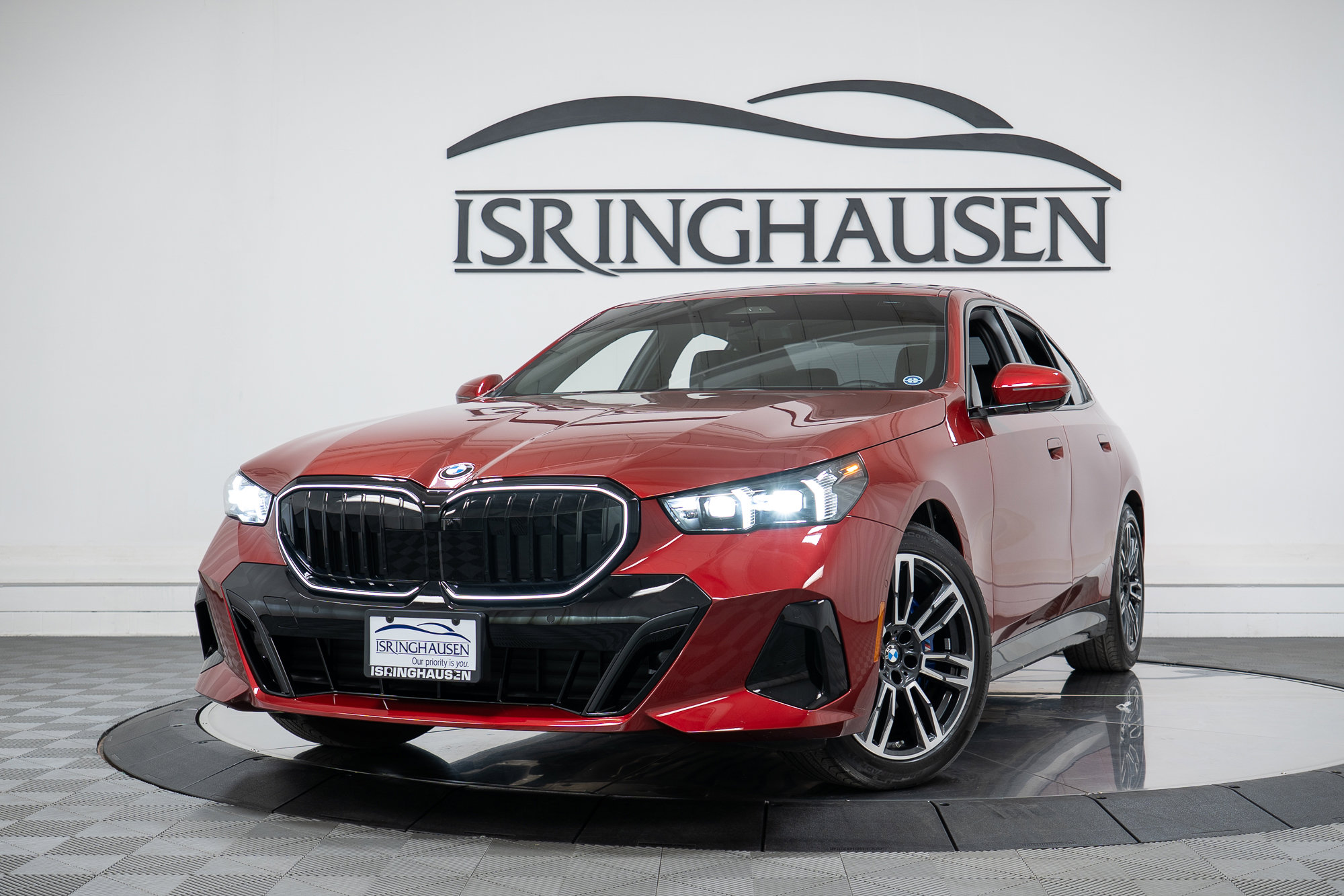 Used 2025 BMW 530i xDrive w/ M Sport Package AWD/4WD image 26