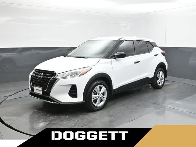 New 2025 Nissan Kicks Play S w/ Interior Electronics Package