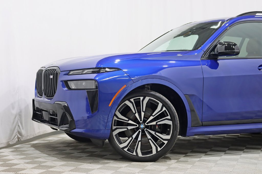 Used 2024 BMW X7 M60i w/ Executive Package AWD/4WD image 2