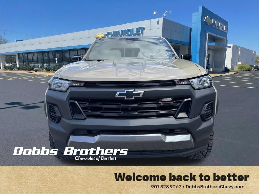 Certified 2023 Chevrolet Colorado Trail Boss w/ Technology Package AWD/4WD image 2