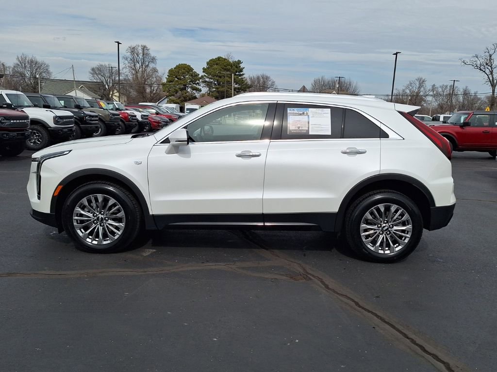 Used 2024 Cadillac XT4 Premium Luxury image 27