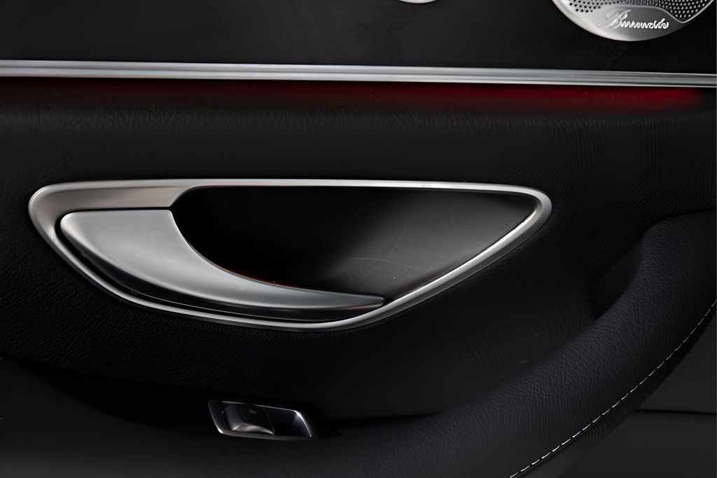 Used 2020 Mercedes-Benz E 350 Sedan image 55