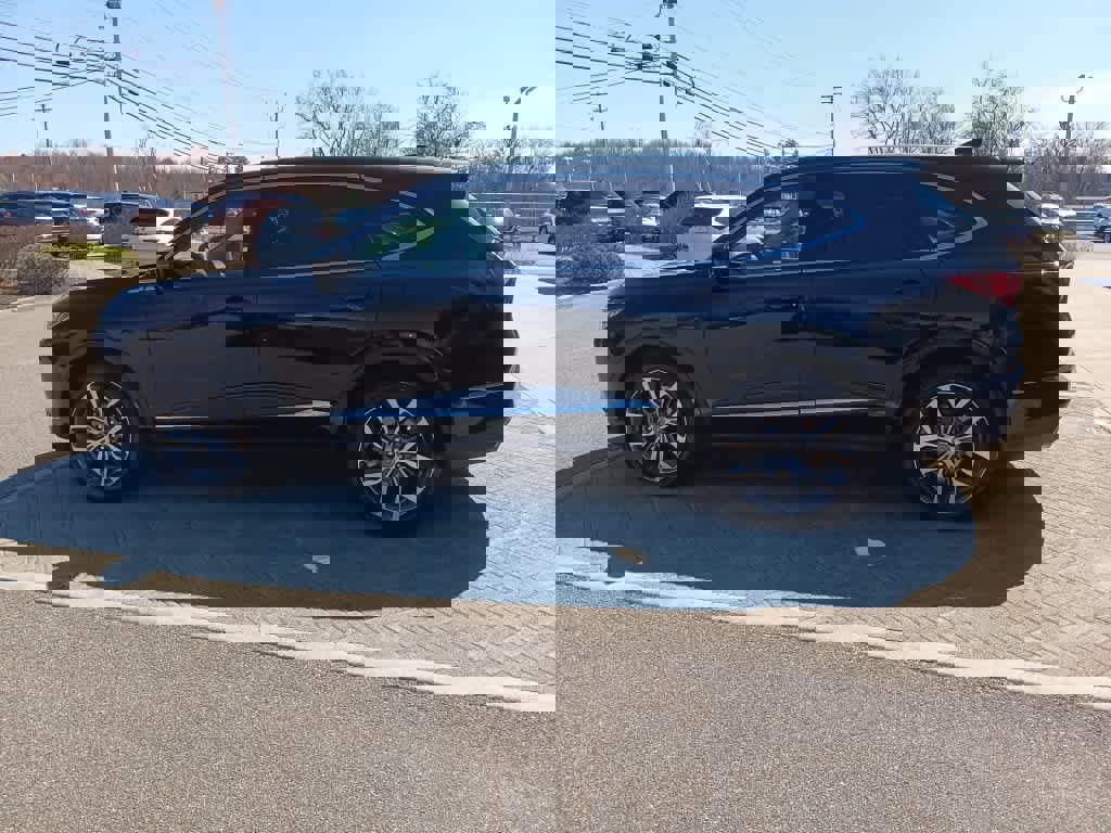 Used 2023 Acura MDX SH-AWD w/ Technology Package image 5