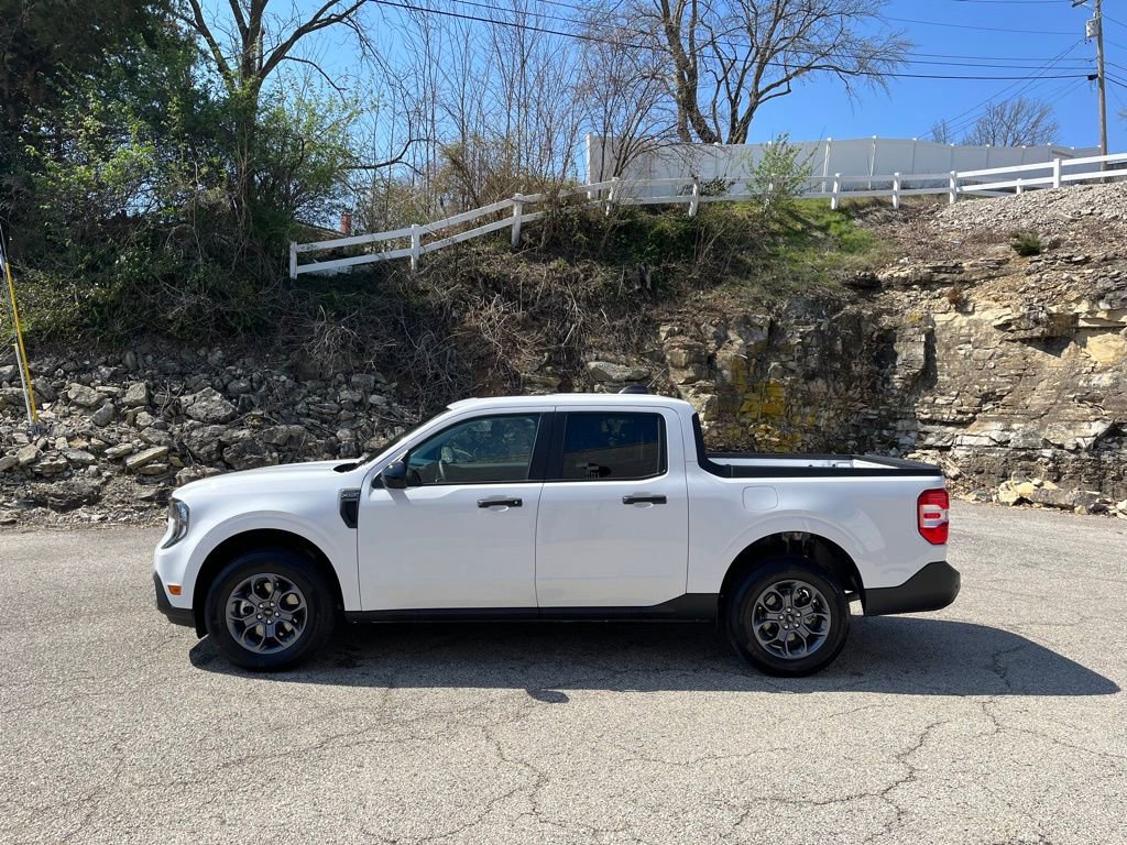 Used 2025 Ford Maverick XLT w/ XLT Luxury Package image 3
