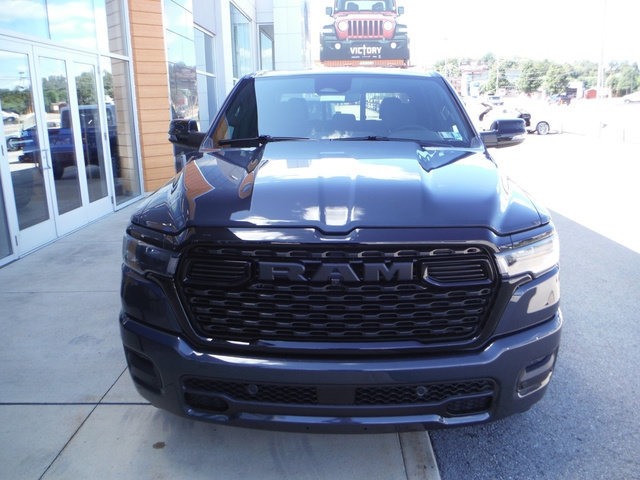 New 2026 RAM 1500 4x4 Crew Cab image 7
