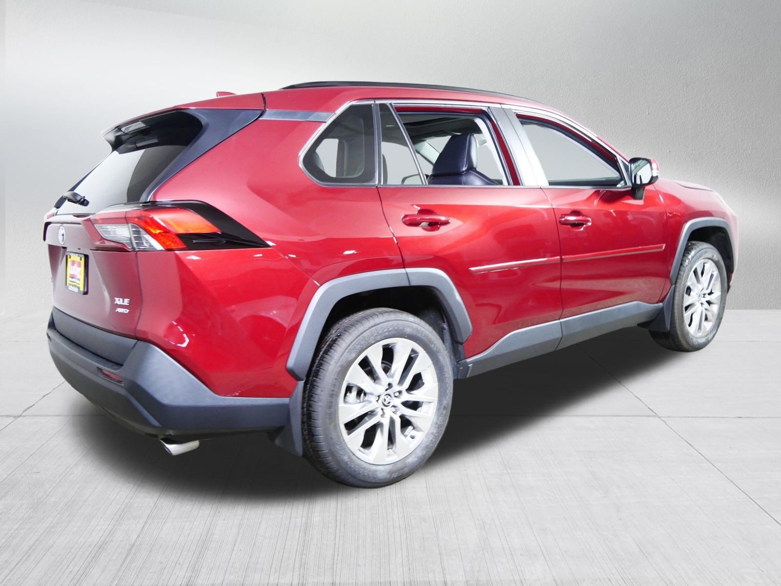 Used 2024 Toyota RAV4 XLE Premium w/ Weather Package AWD/4WD image 7