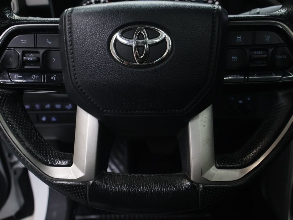 Used 2022 Toyota Tundra Limited RWD image 18