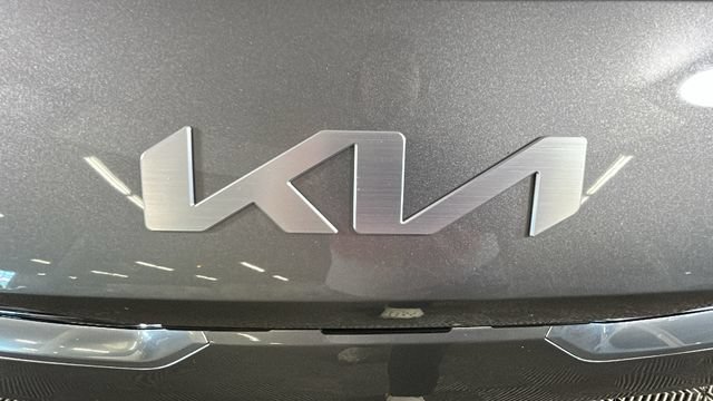 Used 2022 Kia Forte GT FWD image 8