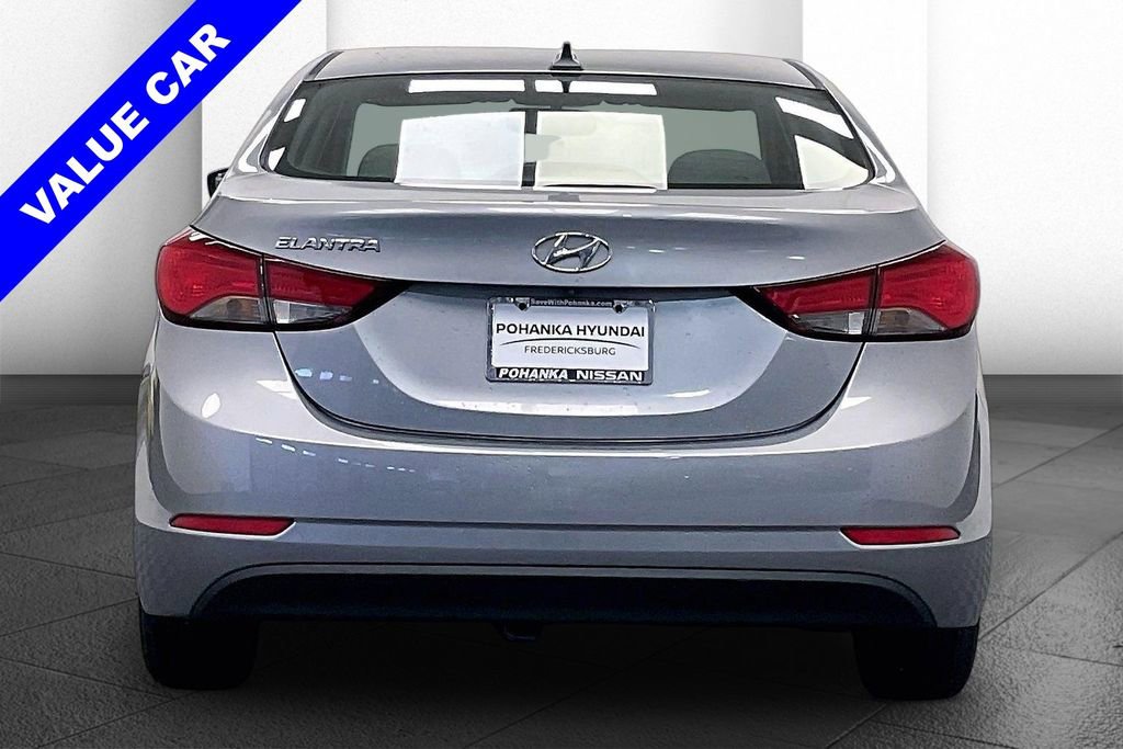 Used 2016 Hyundai Elantra SE w/ Option Group 02 image 3