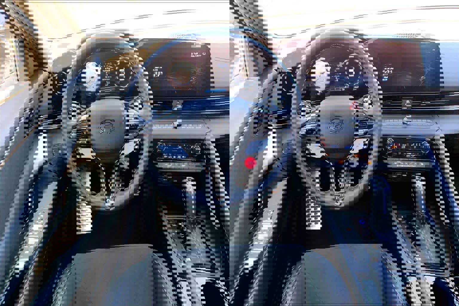 Used 2025 Hyundai Elantra N image 5