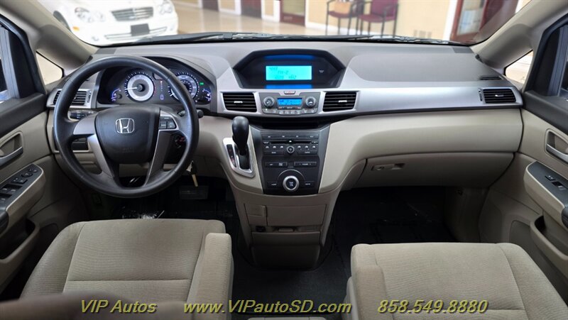 Used 2012 Honda Odyssey LX image 17