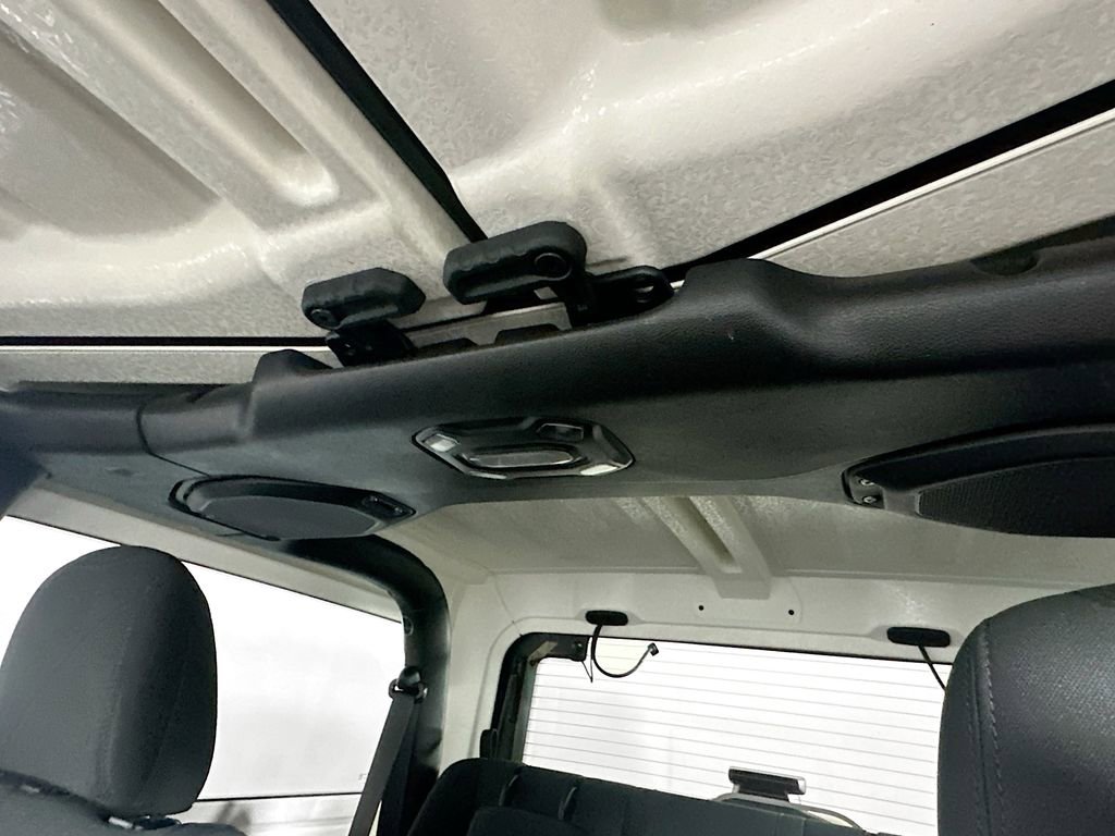 Used 2020 Jeep Wrangler Sport image 20