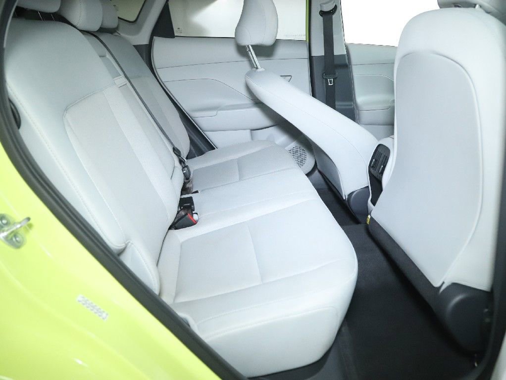 Used 2024 Hyundai Kona SEL AWD/4WD image 34