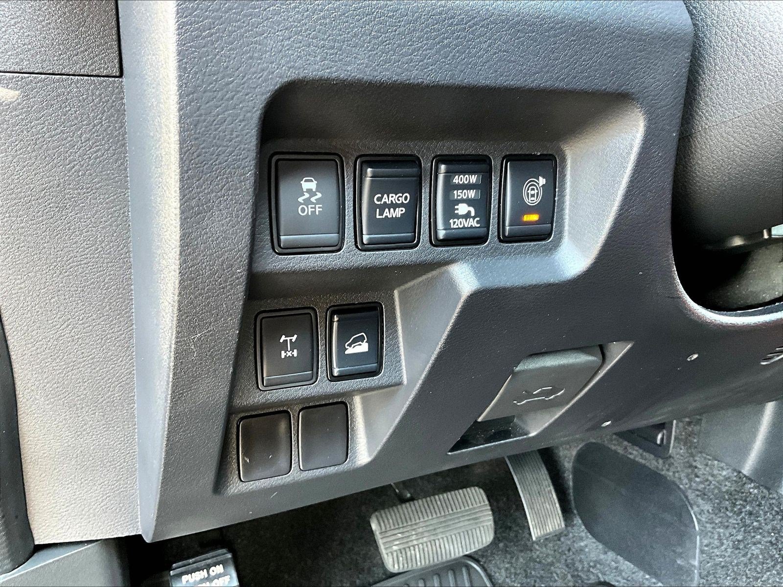 Used 2023 Nissan Frontier PRO-4X w/ Pro Convenience Package AWD/4WD image 38