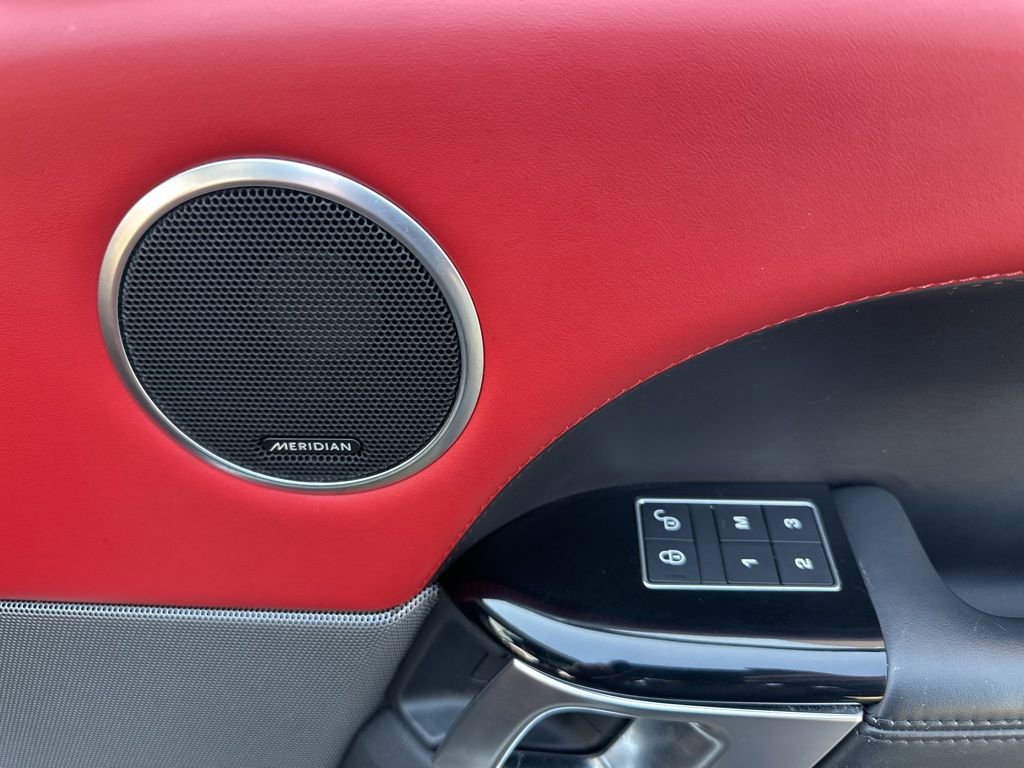 Used 2020 Land Rover Range Rover Sport HST image 23