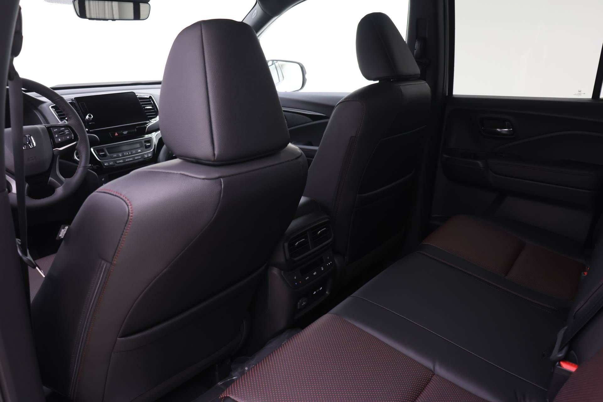 New 2026 Honda Ridgeline Black Edition image 11