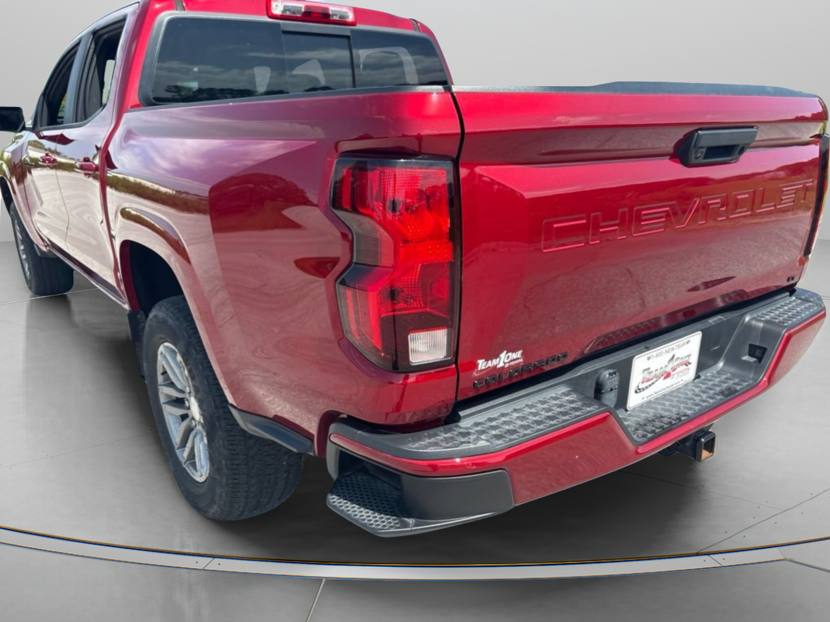 Used 2023 Chevrolet Colorado LT w/ LT Convenience Package II RWD image 6