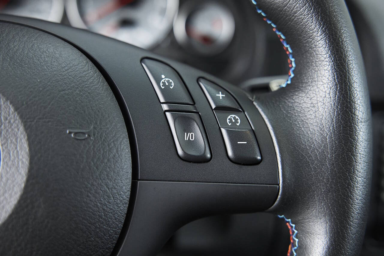 Used 2003 BMW M5 RWD image 49