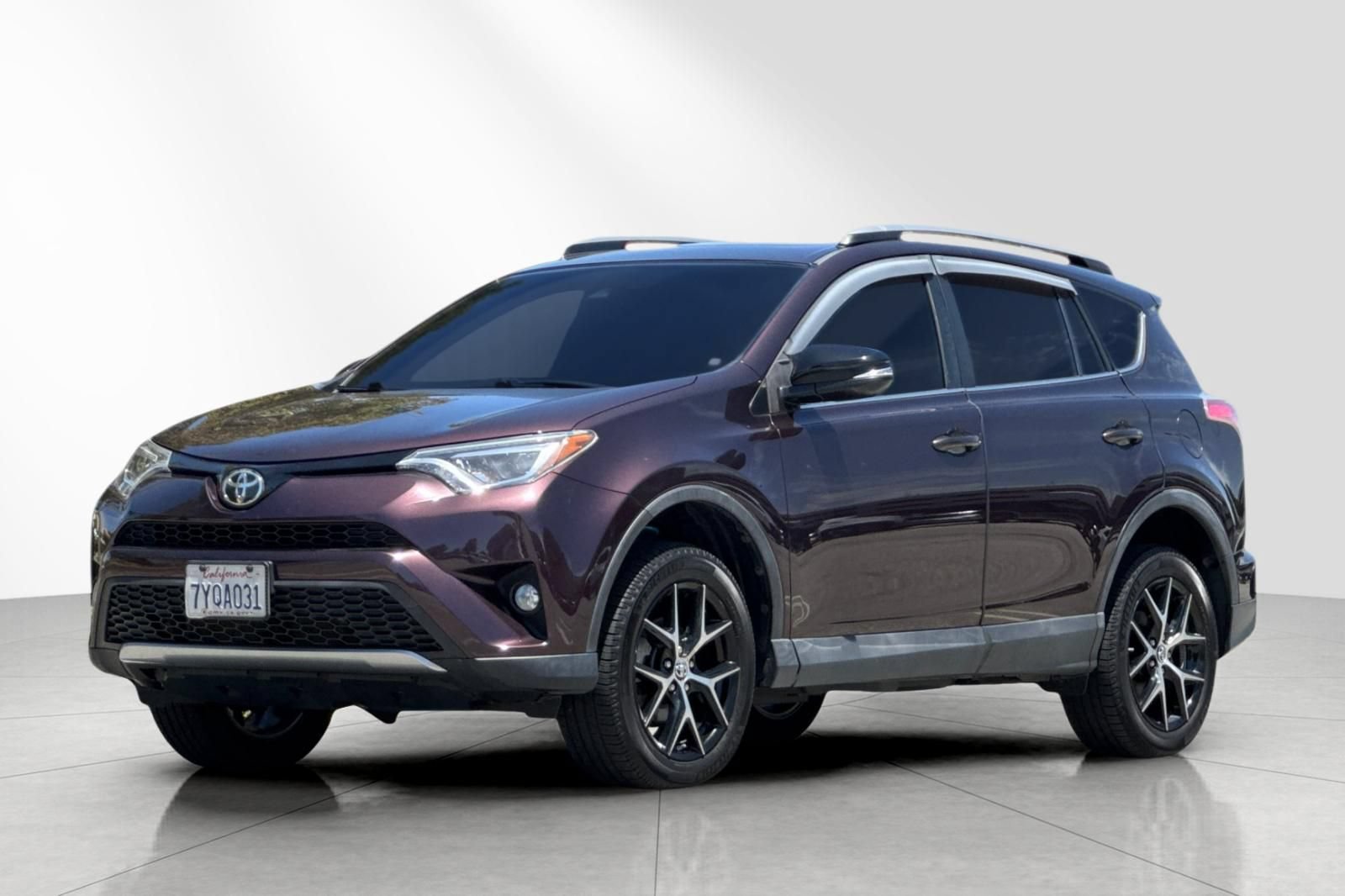 Used 2017 Toyota RAV4 SE w/ Power Special Value Package AWD/4WD image 8