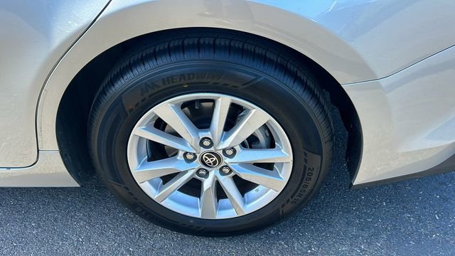 Used 2025 Toyota Camry LE image 6