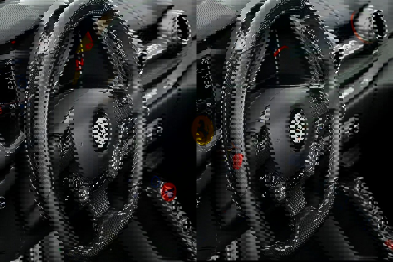 Used 2019 Ferrari 812 Superfast image 24