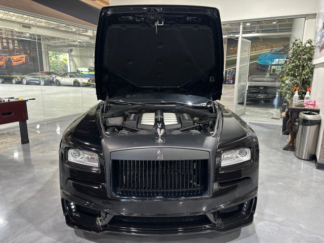 Used 2015 Rolls-Royce Wraith RWD image 29
