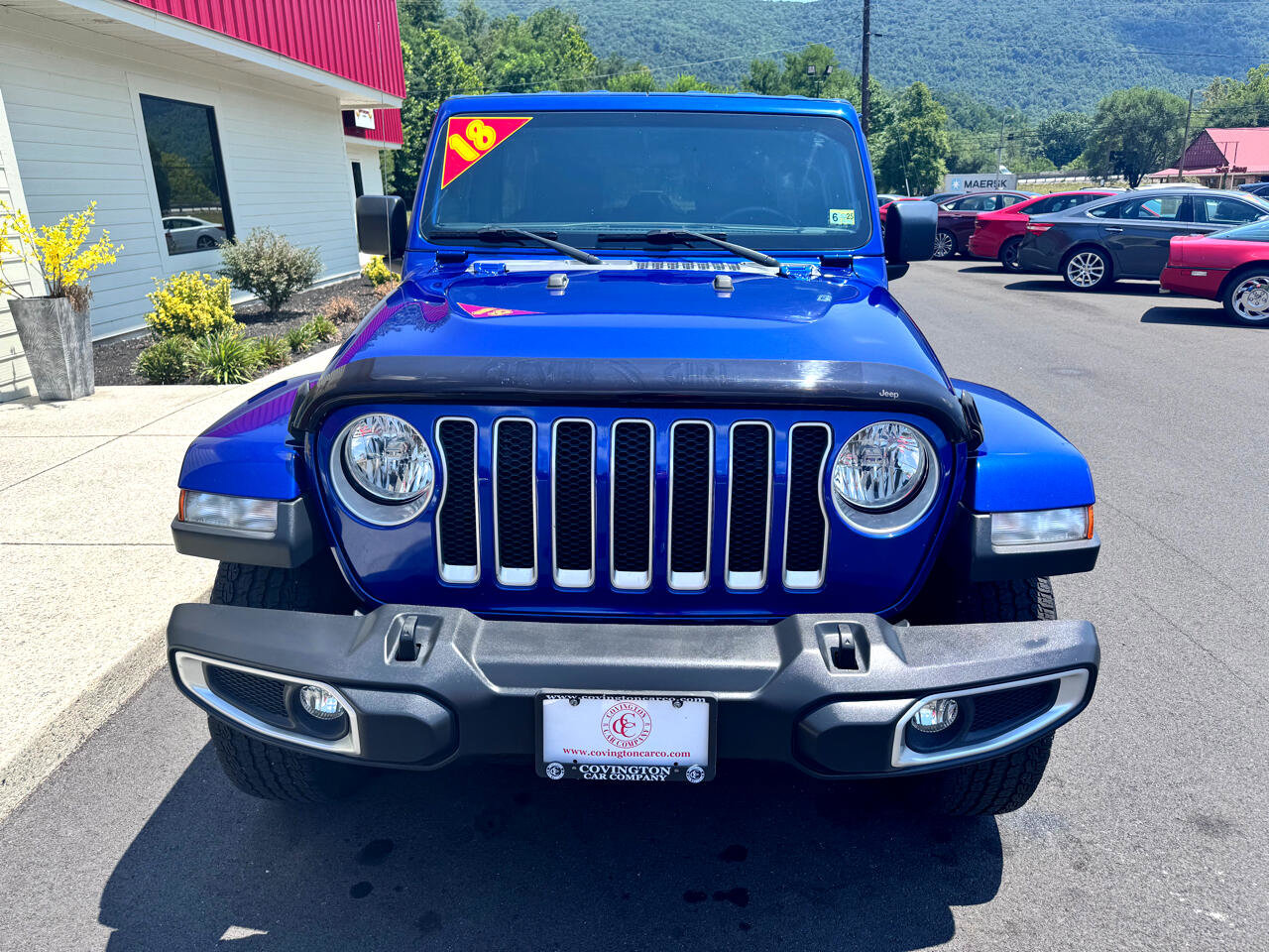 Used 2018 Jeep Wrangler Unlimited Sahara w/ Cold Weather Group image 8