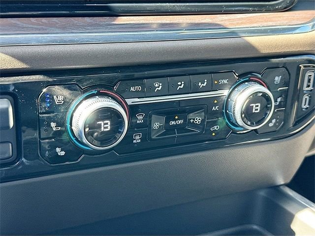 Used 2024 GMC Sierra 2500 SLT w/ SLT Premium Package image 15