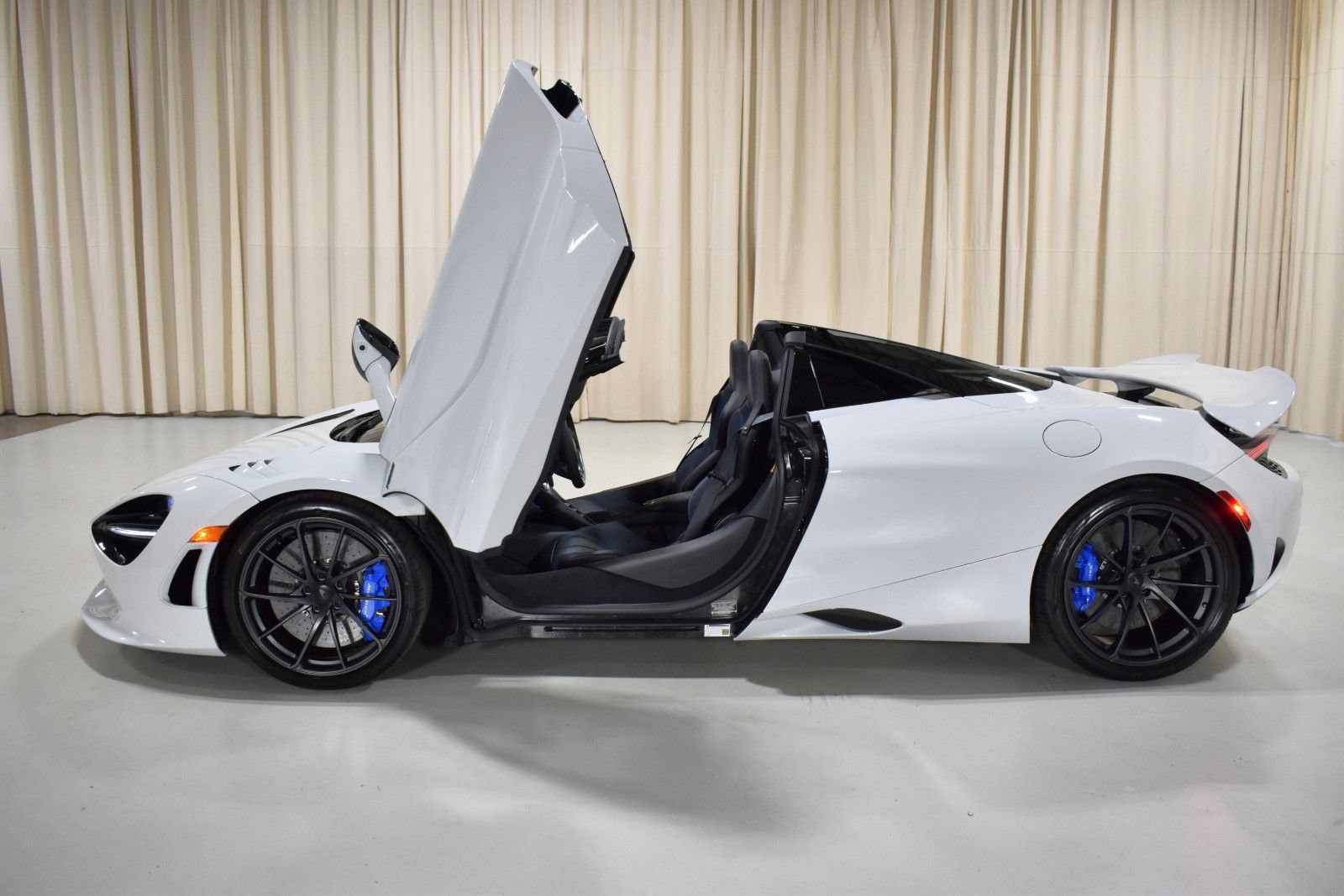 New 2027 McLaren 750S Spider RWD image 14