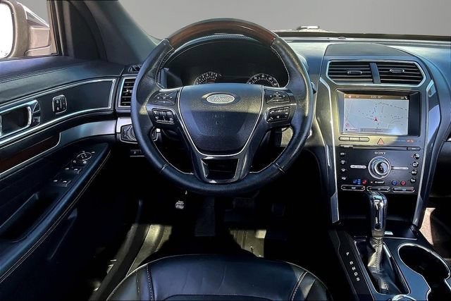 Used 2019 Ford Explorer Platinum AWD/4WD image 8