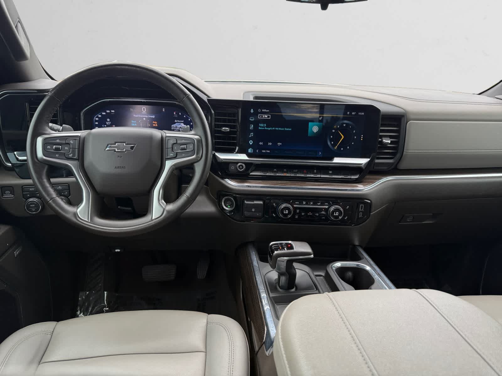 Used 2024 Chevrolet Silverado 1500 RST w/ Convenience Package II AWD/4WD image 10