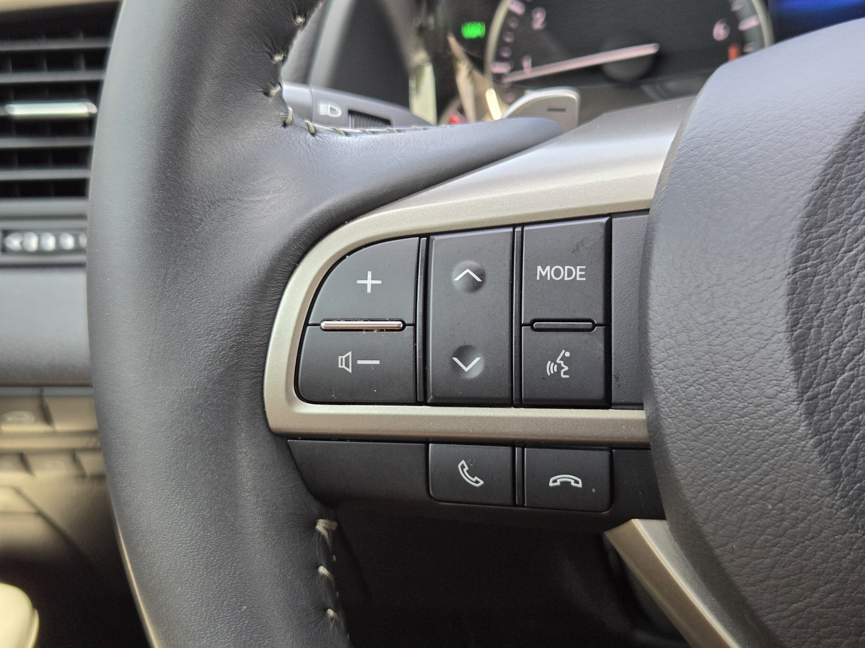 Certified 2022 Lexus RX 350 FWD w/ Premium Package image 21