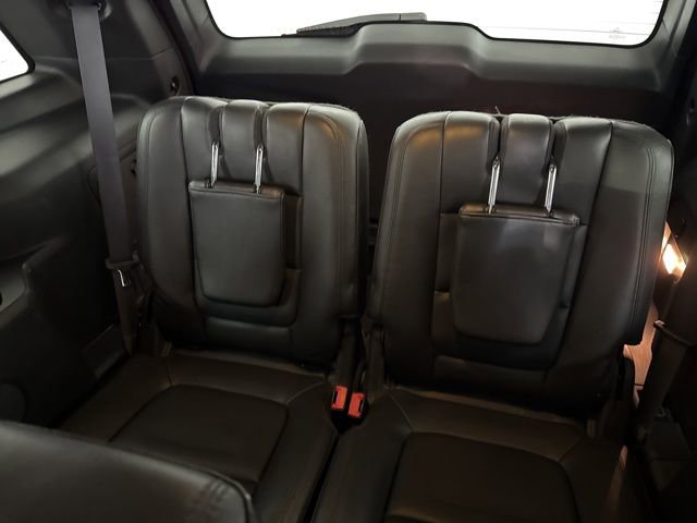 Used 2014 Ford Explorer XLT w/ Equipment Group 202A image 32