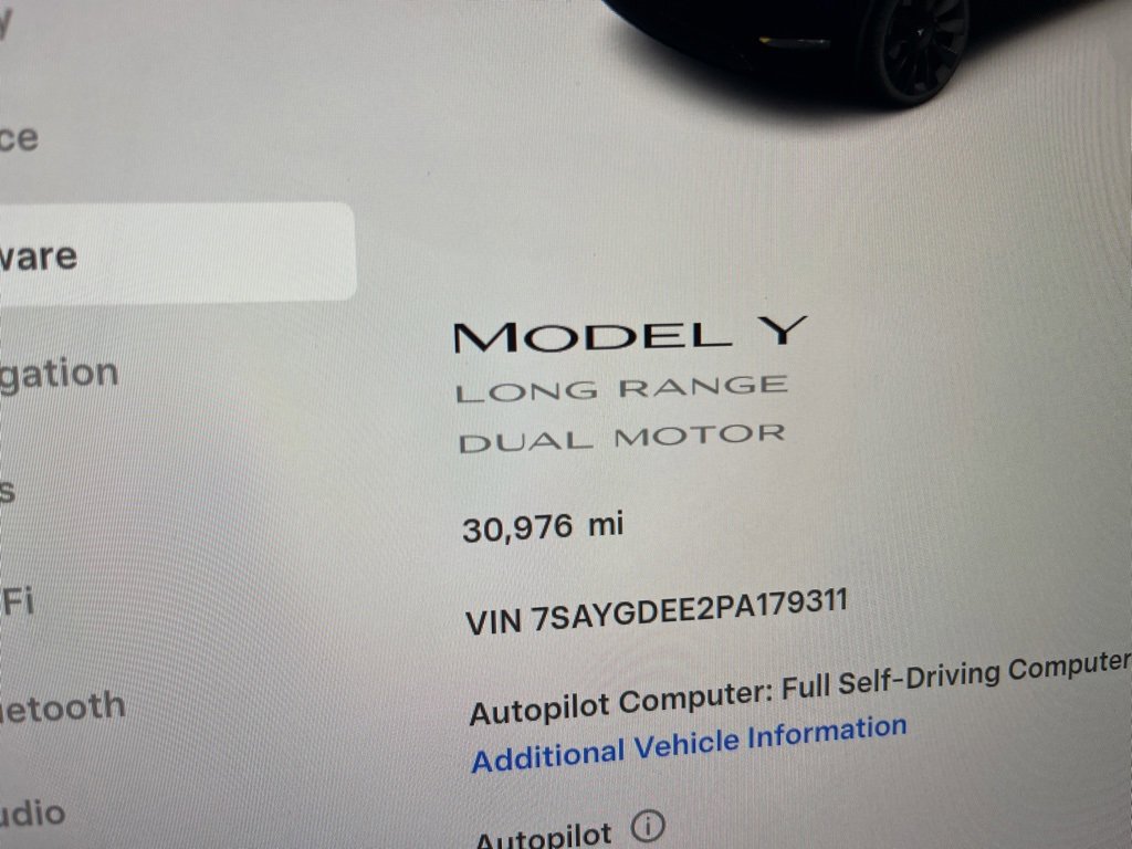 Used 2023 Tesla Model Y Long Range image 2