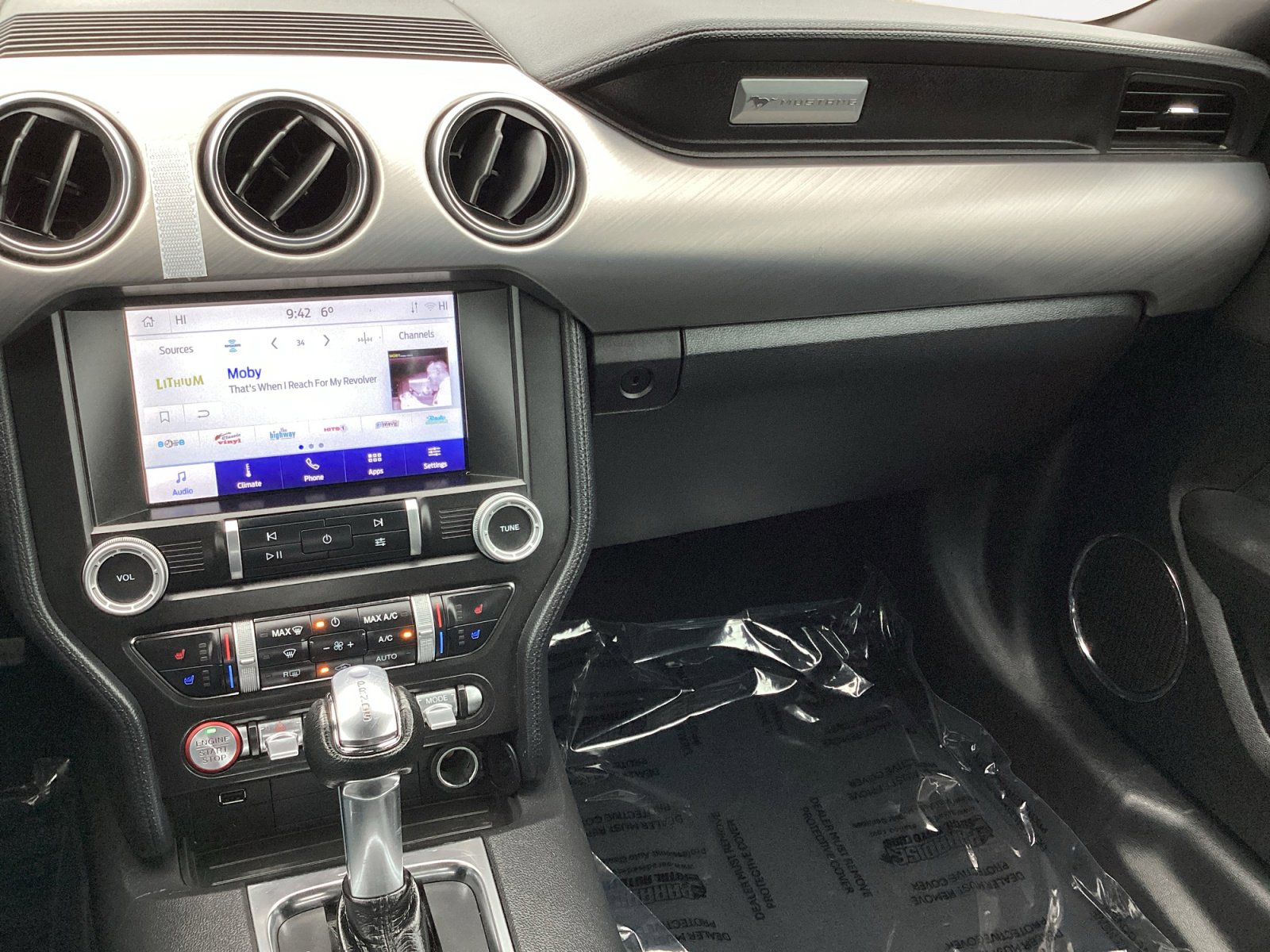 Used 2023 Ford Mustang Premium image 4