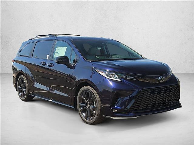 New 2026 Toyota Sienna XSE FWD image 7