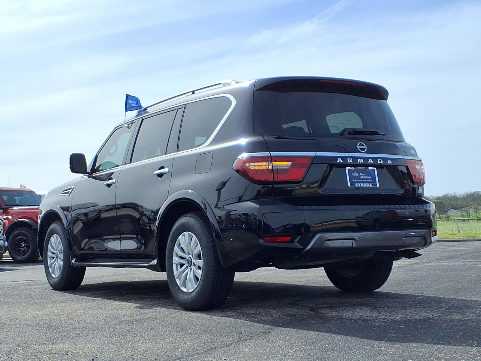 Used 2023 Nissan Armada SV w/ Cargo Package image 6