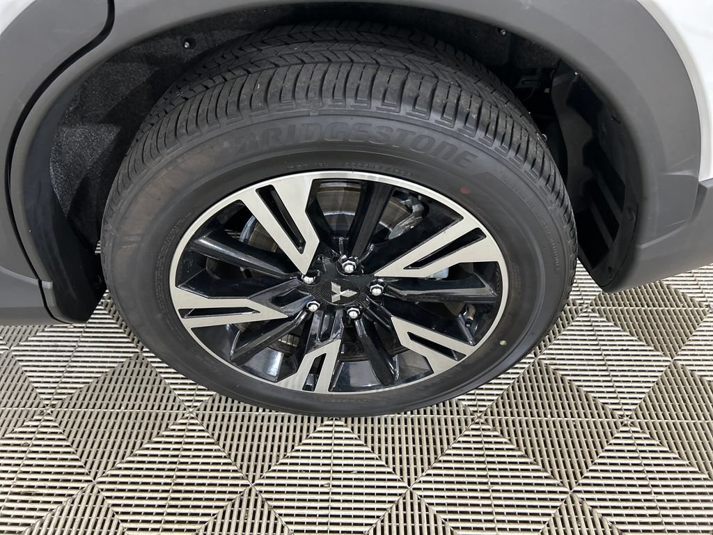 Used 2025 Mitsubishi Eclipse Cross SE AWD/4WD image 9