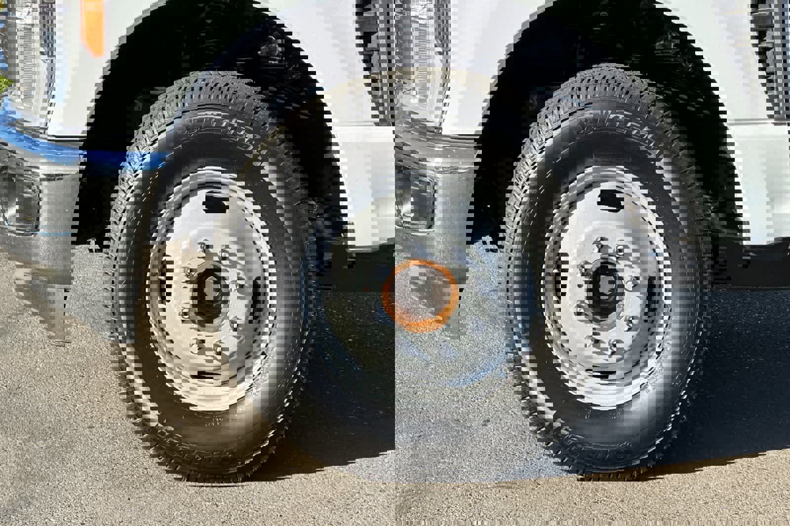 New 2024 Ford F350 XL w/ XL Chrome Package image 21