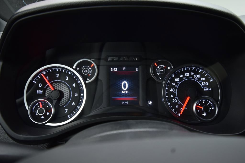 New 2026 RAM 1500 4x4 Crew Cab image 20