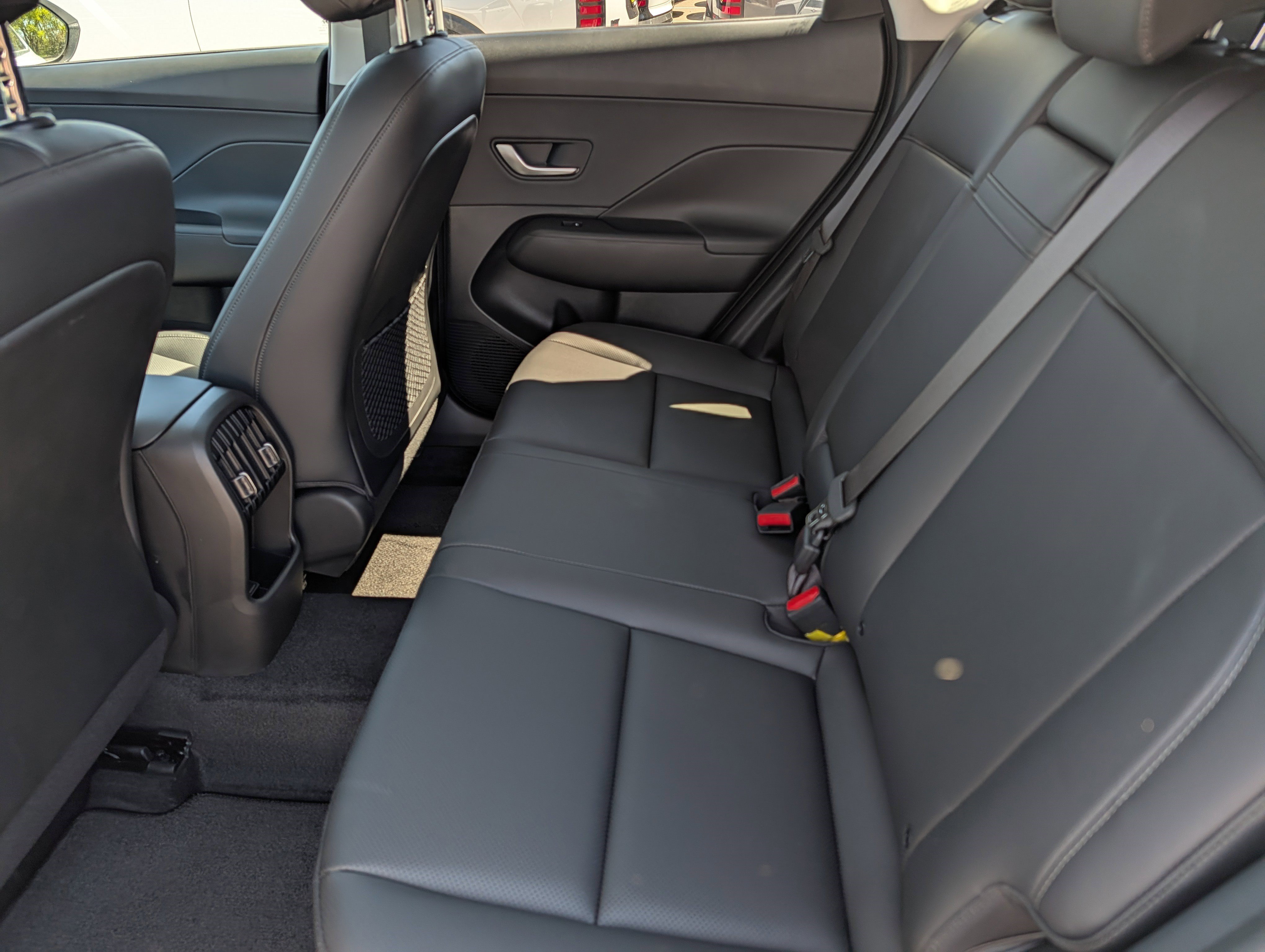 New 2026 Hyundai Kona Limited AWD/4WD image 8