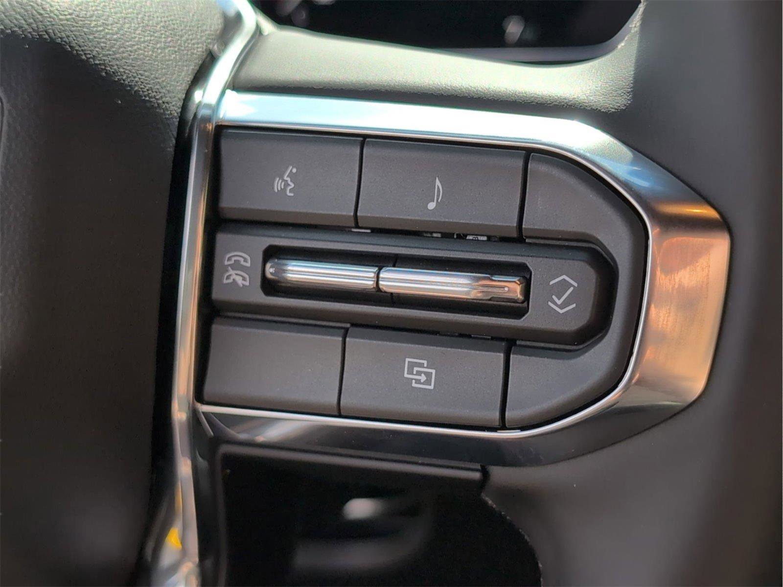 New 2026 GMC Canyon Elevation w/ Convenience Package image 23