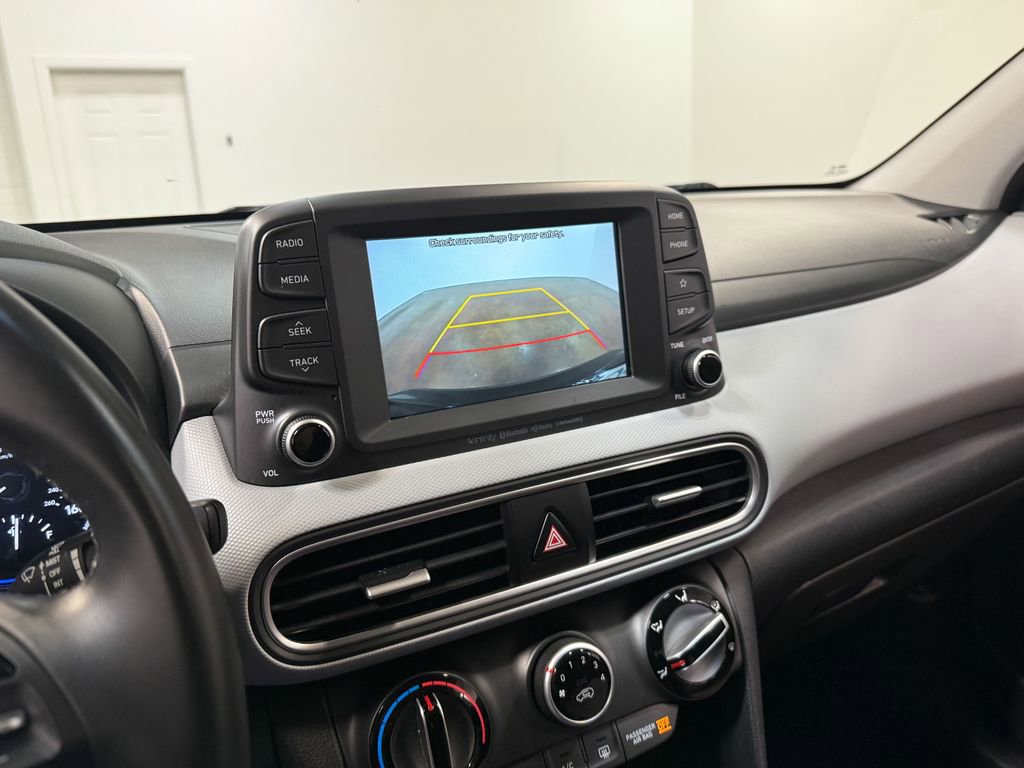 Used 2021 Hyundai Kona SEL Plus AWD/4WD image 78