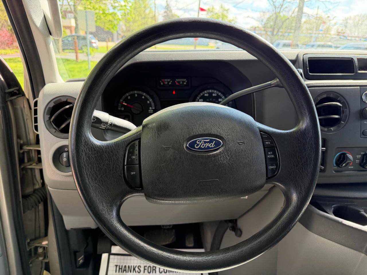 Used 2012 Ford E-150 and Econoline 150 Wagon RWD image 5