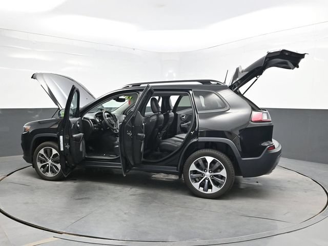 Used 2022 Jeep Cherokee Limited w/ Elite Package AWD/4WD image 35